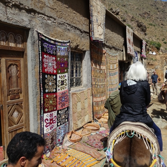Hand carved bone bracelet with hand hammered etched silver on-lays Artis… - Picture 17 of 17